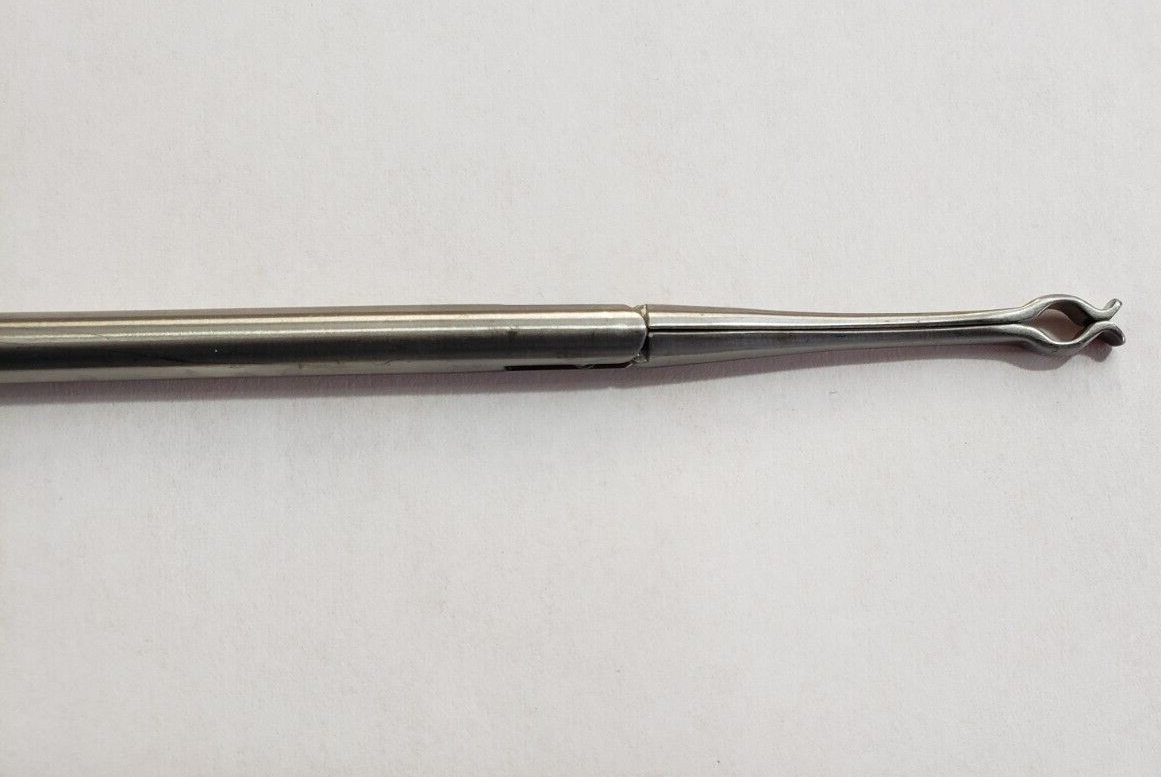 V. Mueller LA1354F Laparoscopic Babcock Forceps 5mm x 36cm Ratchet Handle
