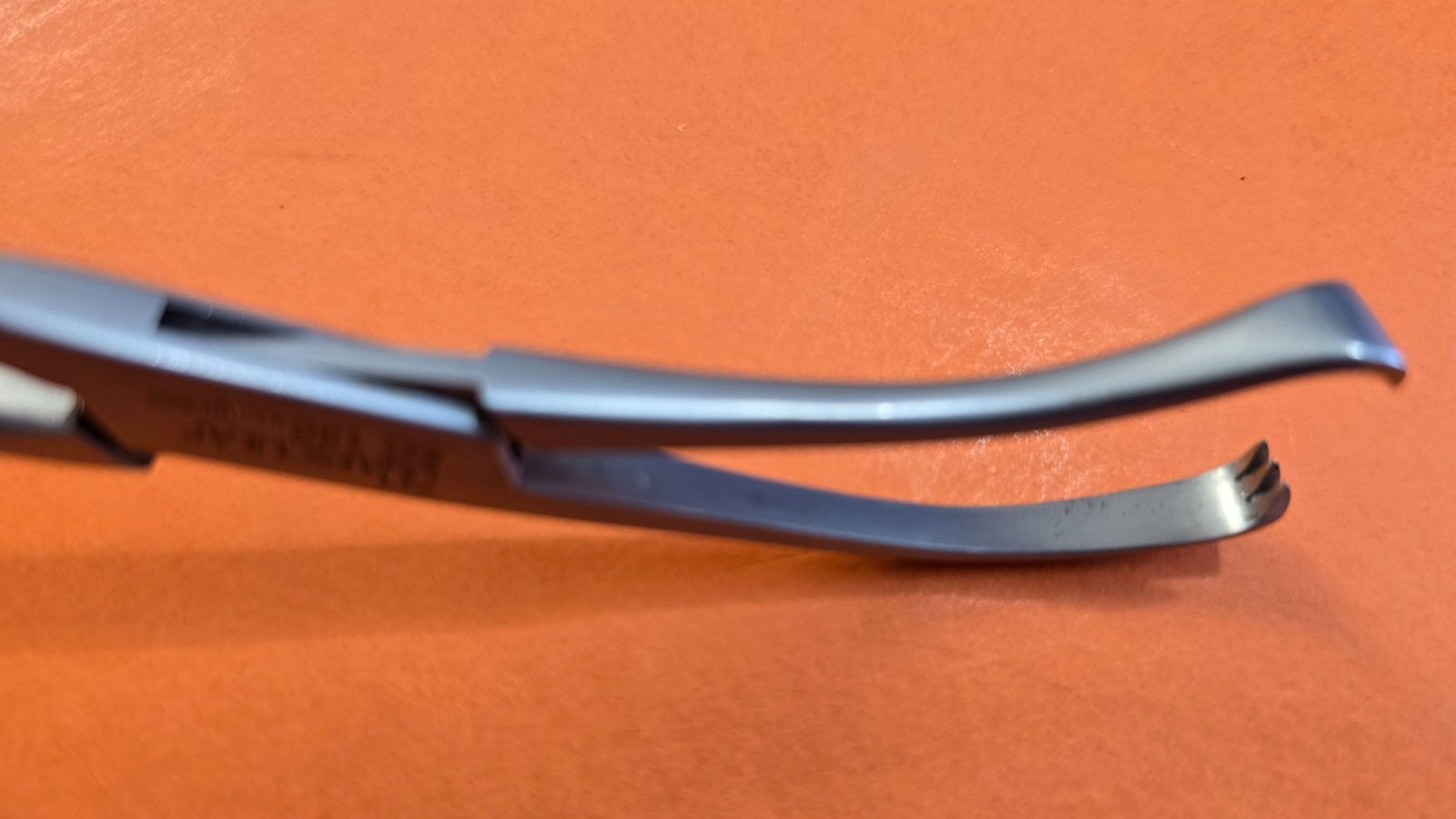 Aesculap Surgical Allis Tissue Forceps 9" Curved Angled