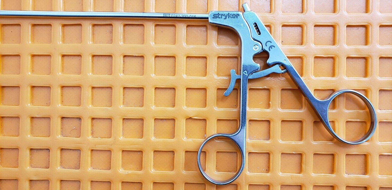 Stryker 0242-200-016 Surgical Hip Arthroscopy Suture Cutter By T.A.G