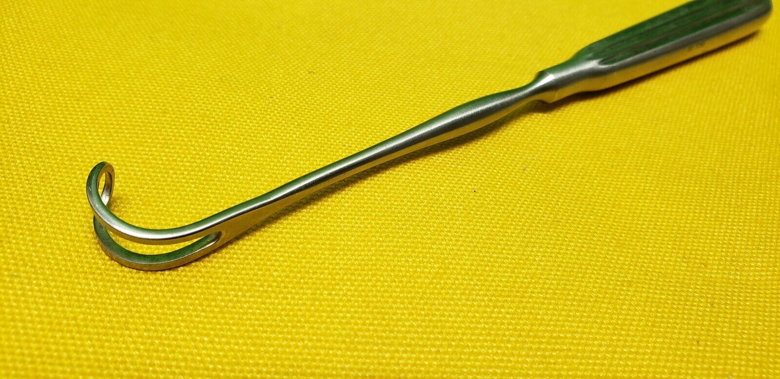 V.Mueller Surgical Thyroid Retractor SU3765