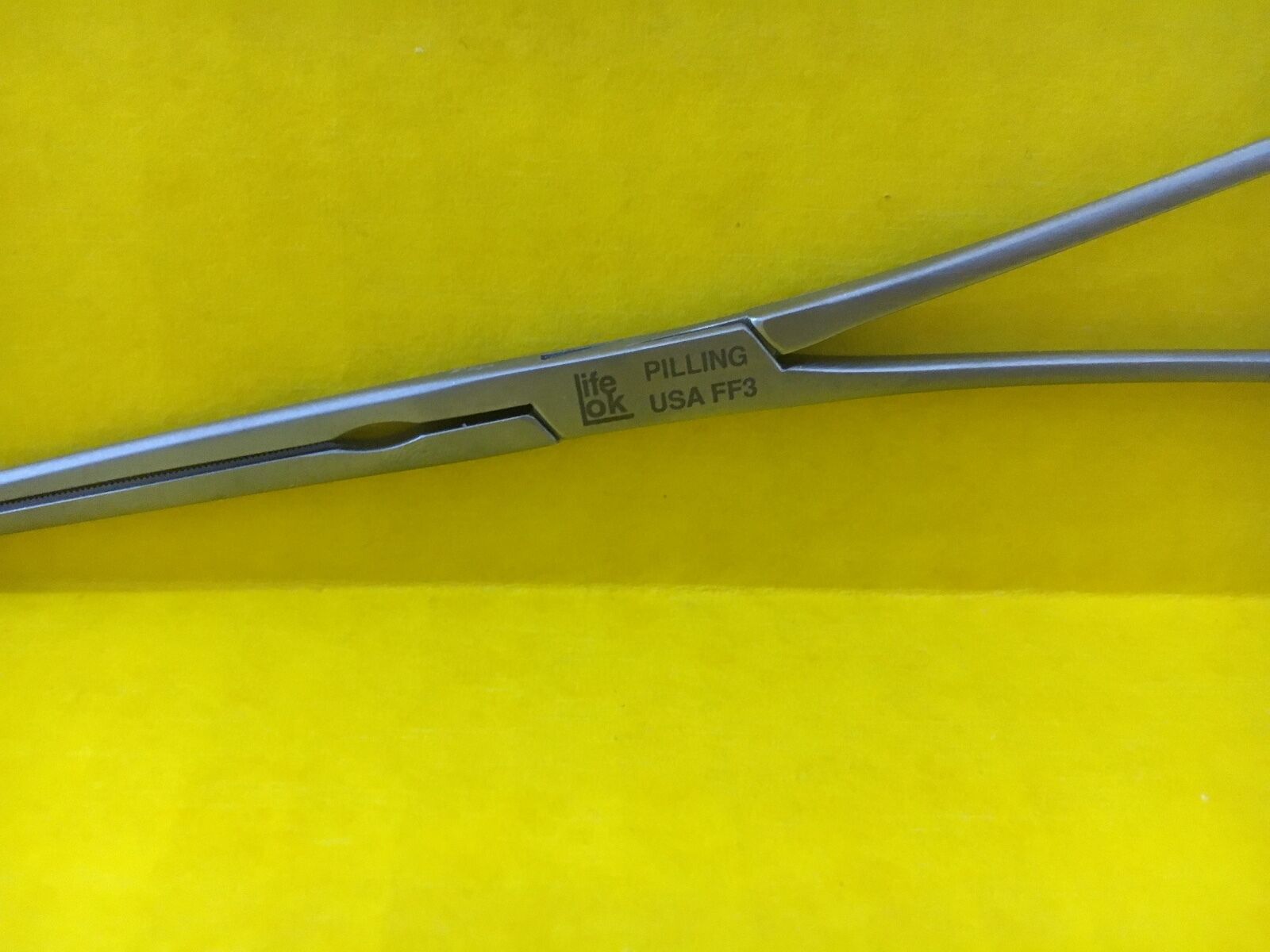 Pilling Surgical DeBakey Patent Ductus Clamp, Straight, 8" REF: 35-3562
