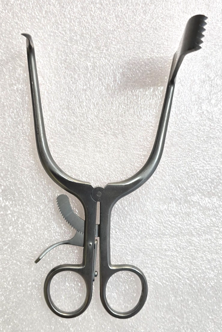 RUGGLES Surgical Micro Discectomy Retractor 6" Left 60x20mm Ref: RN2709