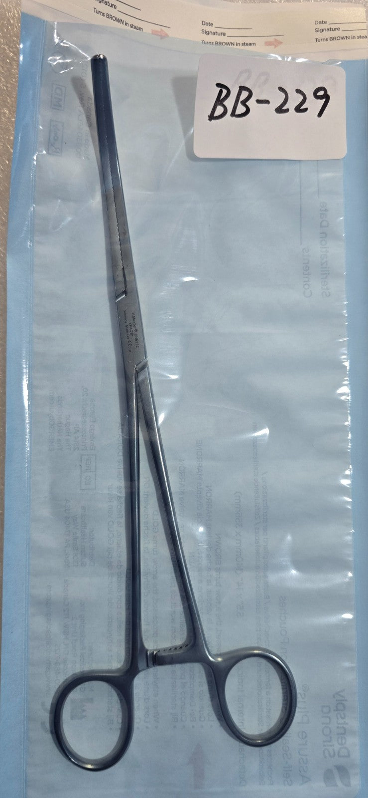 V. Mueller CH6352 Surgical Glover Clamp 9 3/4" Curved Jaws.