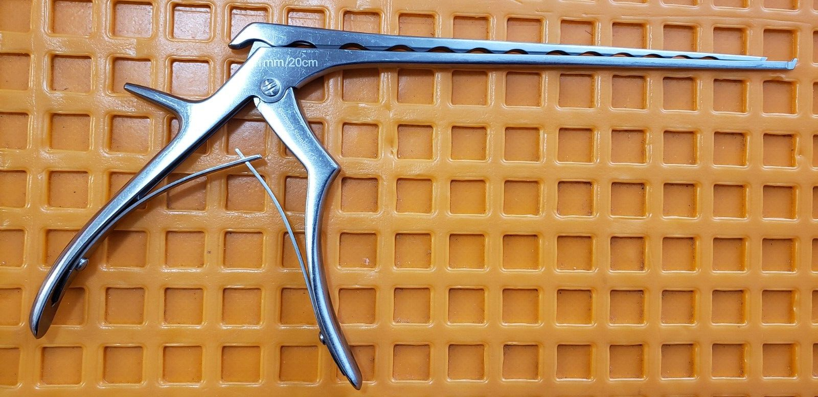 V.Mueller Surgical Orthopedic Kerrison Rongeurs 1mm Up 8" x40 Degree