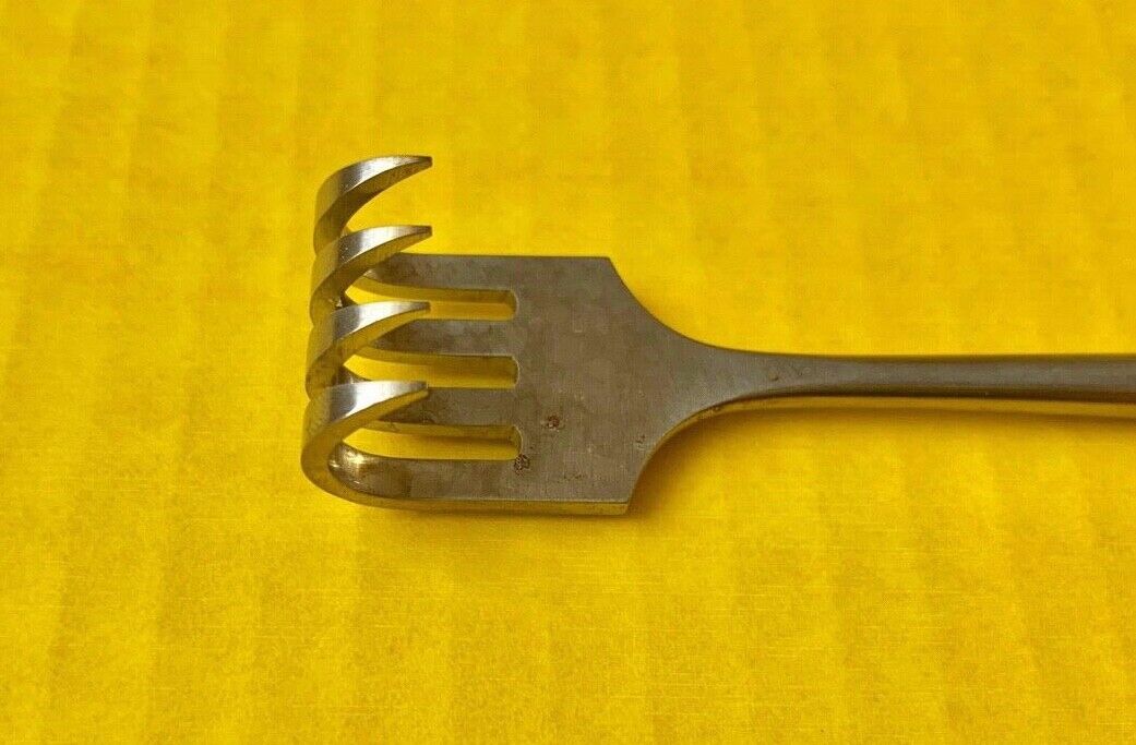 Miltex Surgical Volkman Retractor Sharp, 4 Prong, 8.75" (Lot of 2) REF: 11-548