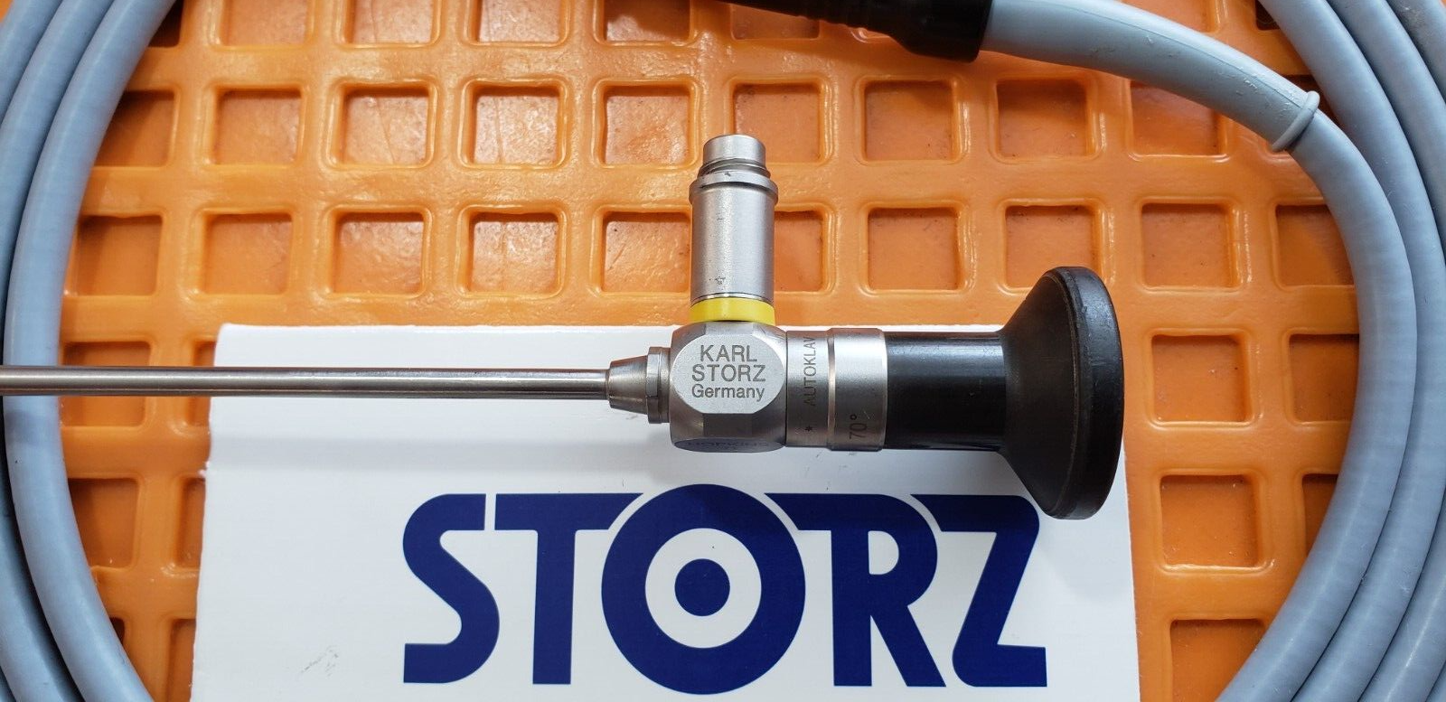 Karl Storz 27005 CA telescope 4mm x 70 Degree 30cm & 495NA Fiber Optic Cable.