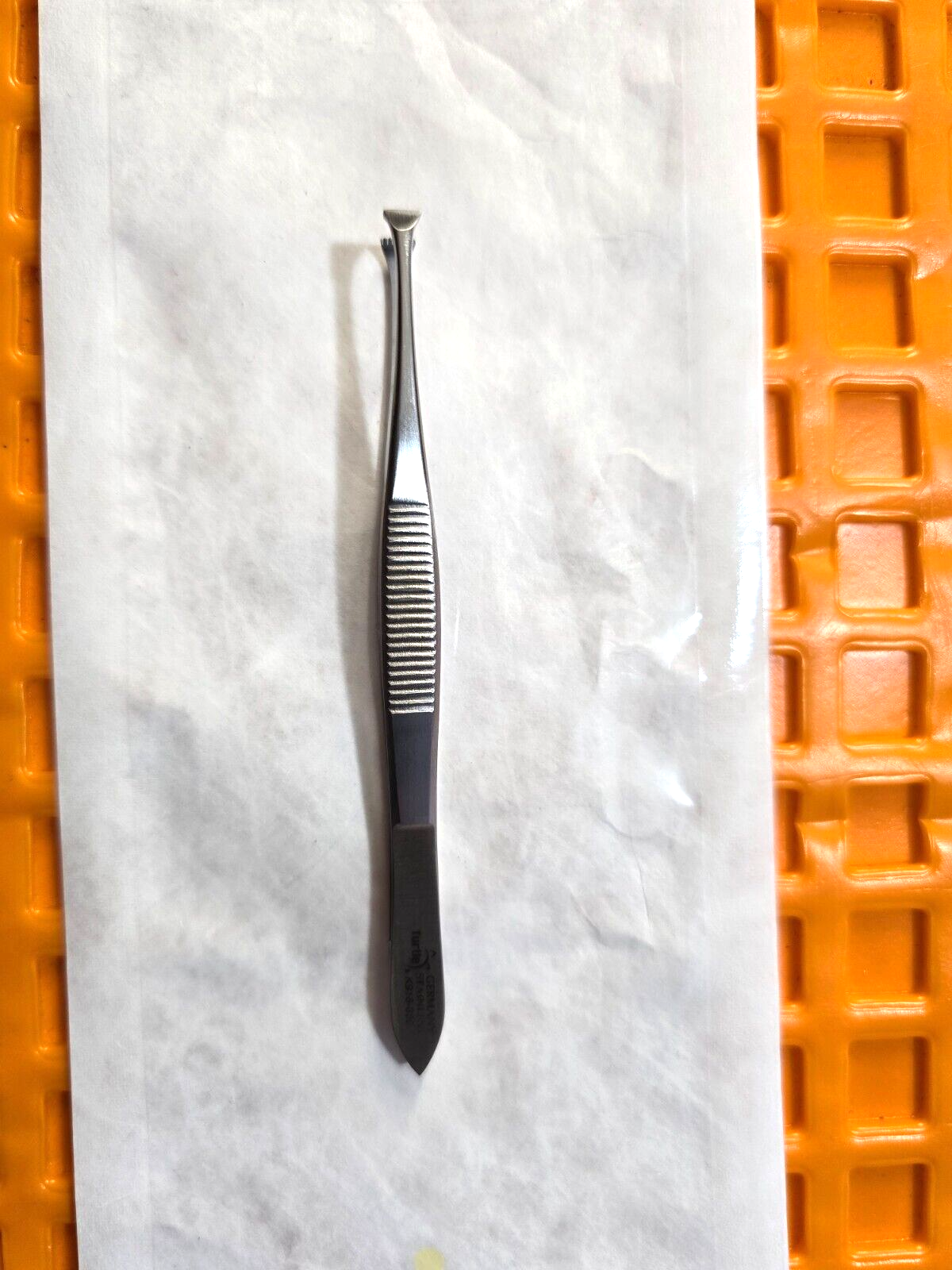 Turtle Surgical Graefe Fixation Forceps 3.5mm Ophthalmic Instruments