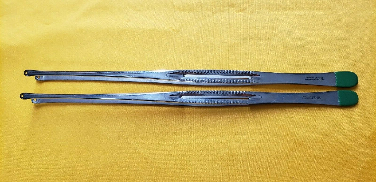 V. Mueller CH-1520 Surgical RUSSIAN Tissue Forceps 14" 