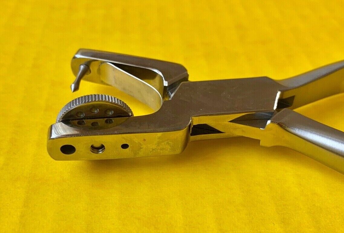 HealthCo Dental Ainsworth Rubber Dam Punch REF: 02-93