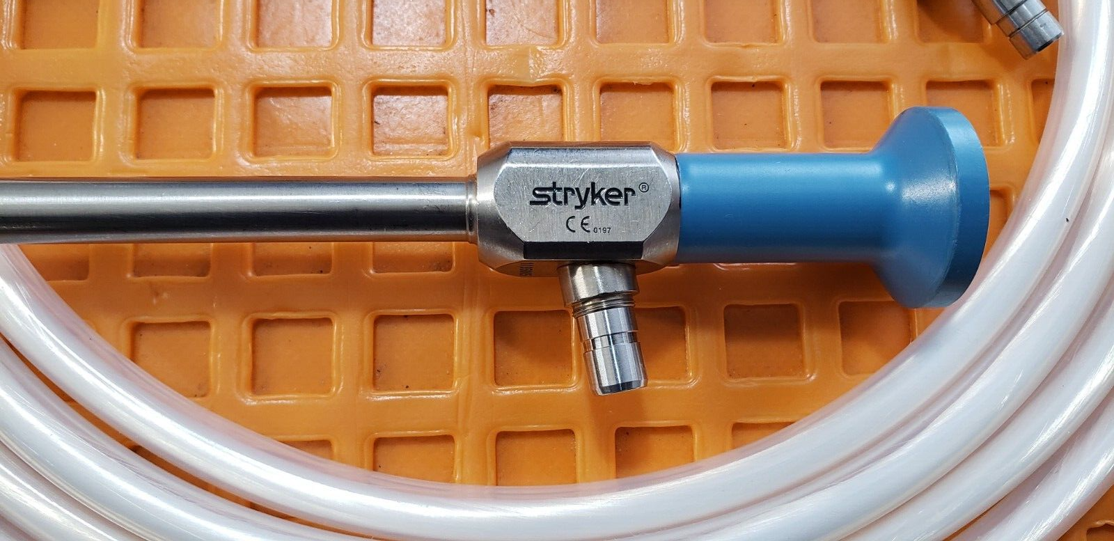 Stryker 502-457-010 Laparoscope 10mm x 0*  Autoclavable W- Fiberoptic Cable.