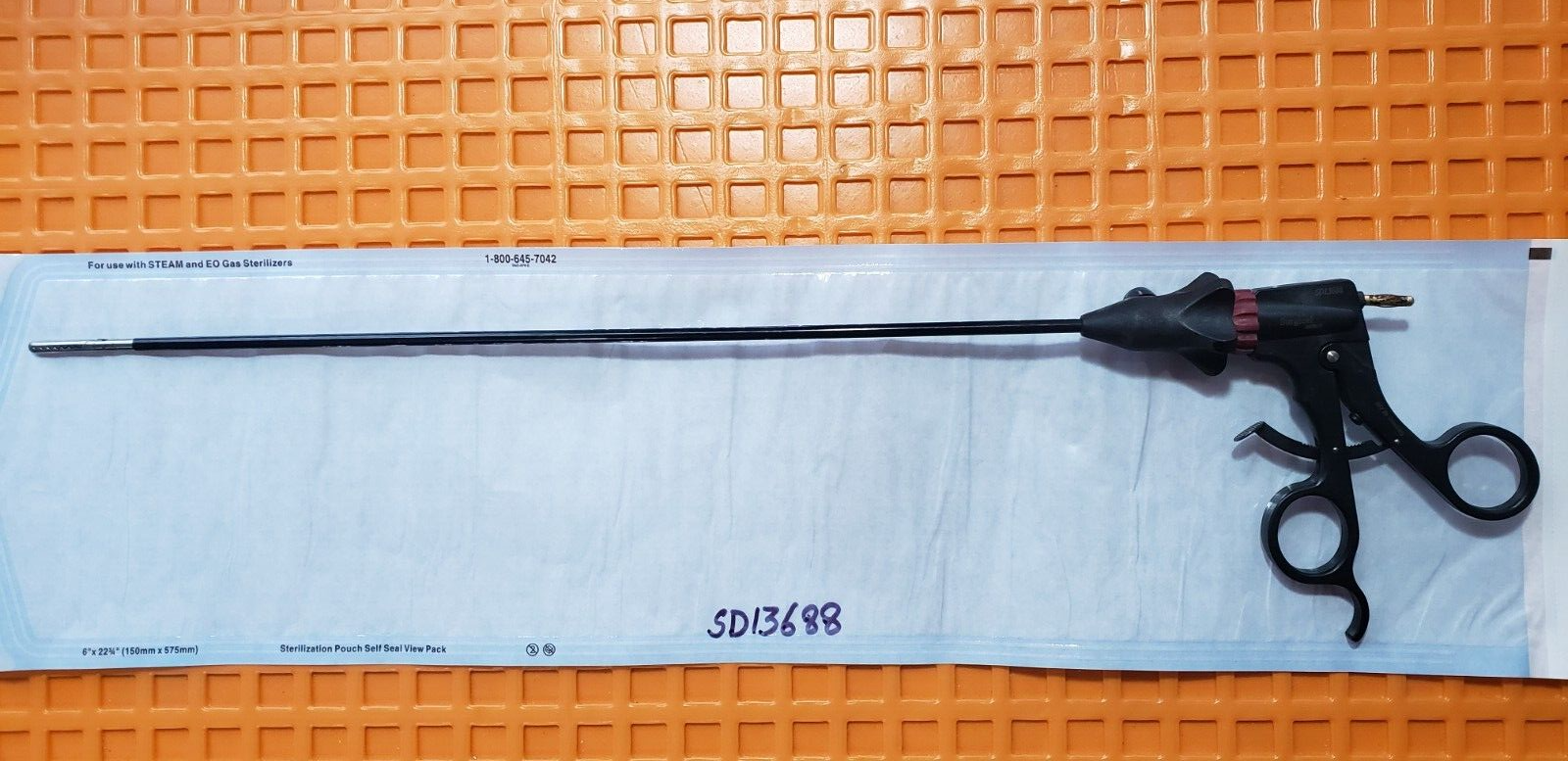 Surgical Direct Laparoscopic Monopolar Fundus Grasping Forceps 5mmx38cm