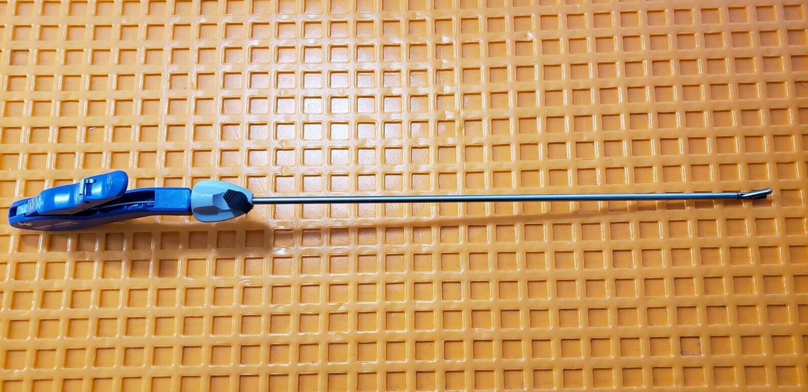 Snowden Pencer 90-8802 Laparoscopic Diamond Jaw Needle Holder 5mmx35cm with Lock