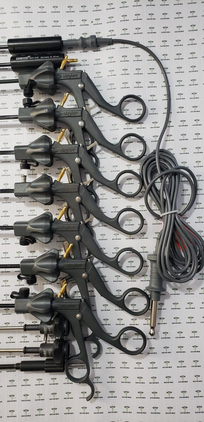 Stryker Laparoscopic 5mm x 33cm Monopolar Instruments Set of 13-Pieces Reusable