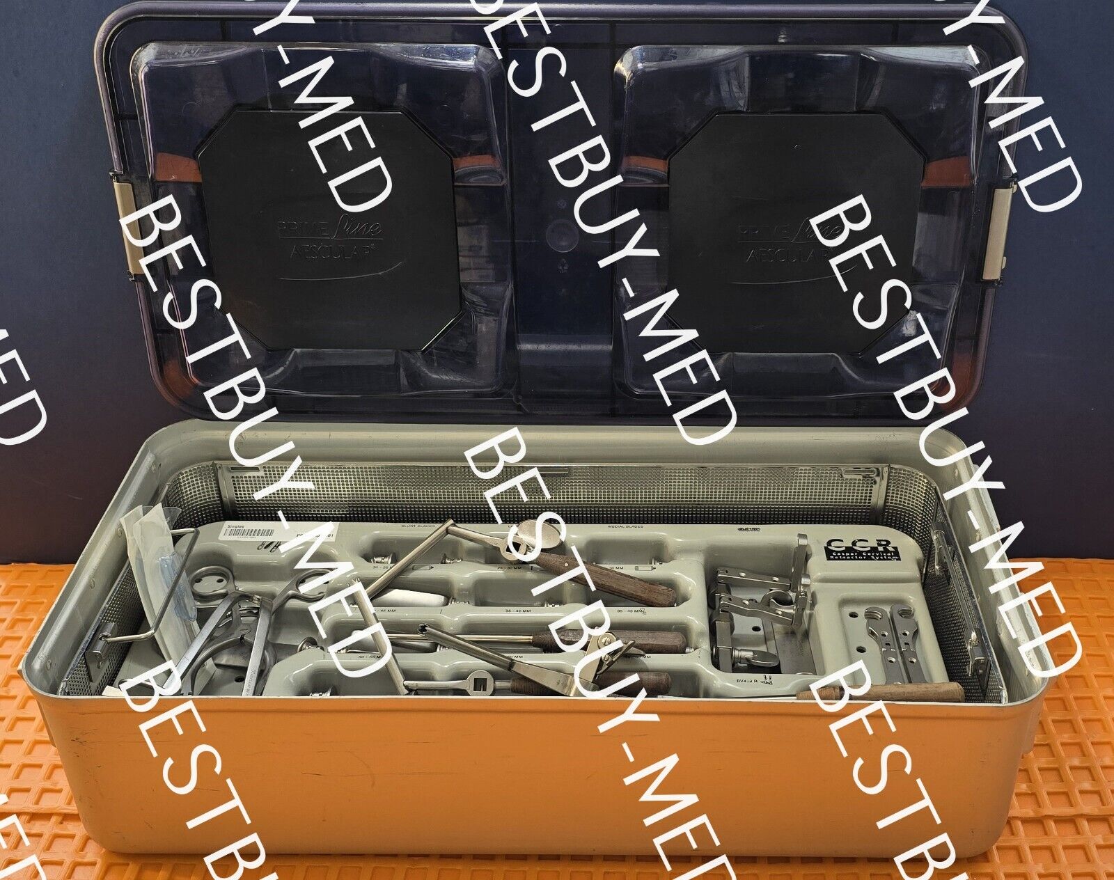 Aesculap Surgical Casper Cervical Retractor Set with Tray. (Made in USA)