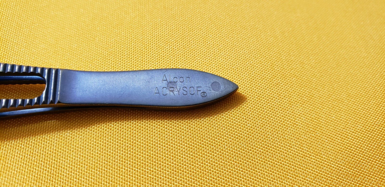 Alcon 8065977730 Surgical Opthalmic Acrysof Forceps, Titanium 