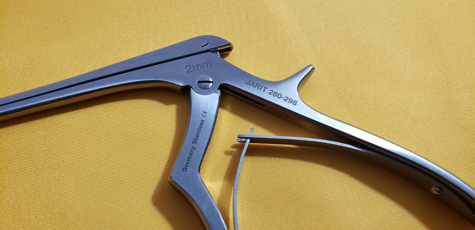 Jarit 280-296 Hardy Sella Punches 7" shaft 2mm Bite up 40* degree