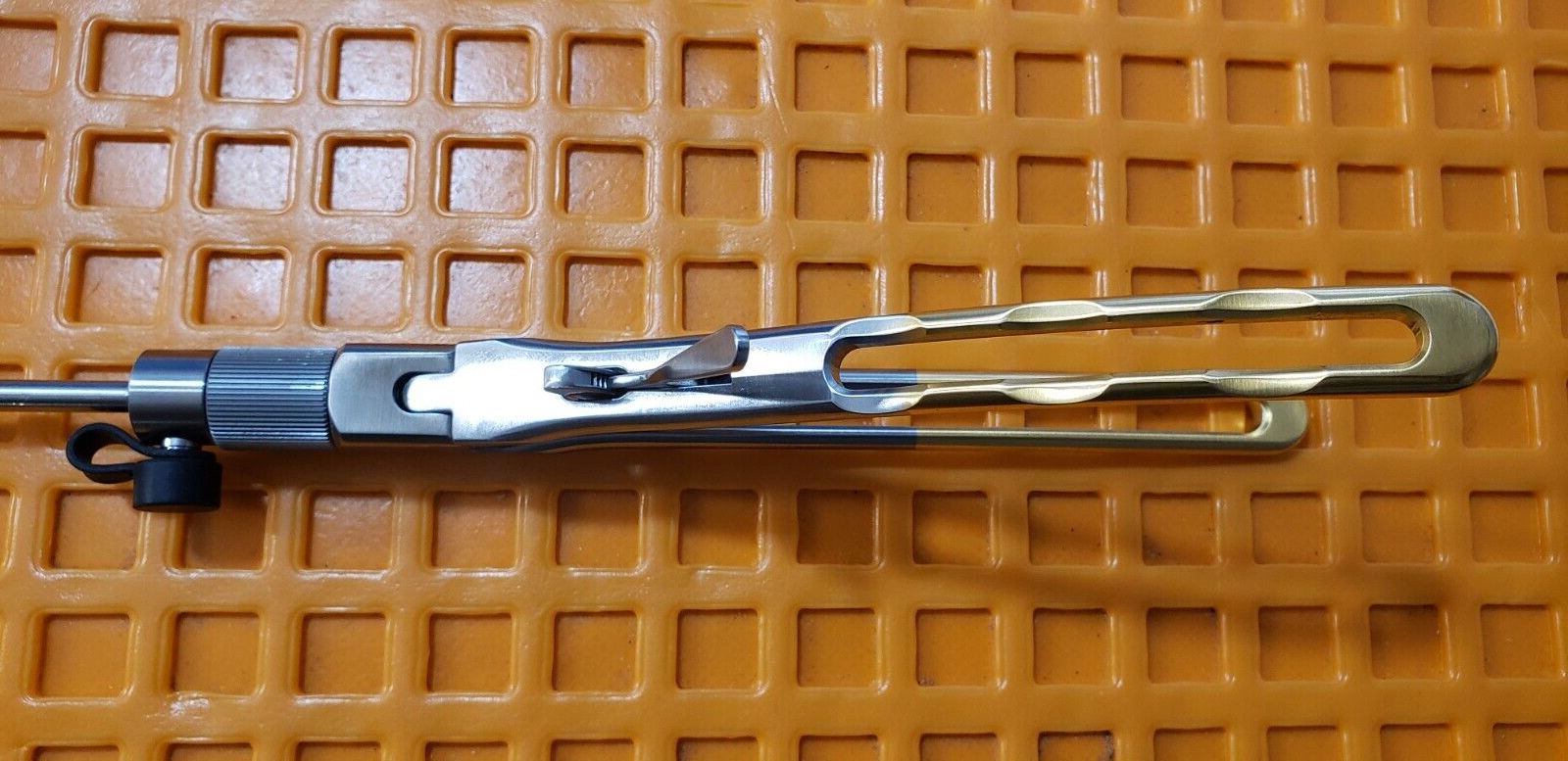V.Mueller LA8306 Laparoscopic Needle Holder 5mmx33cm Carbide Jaws Ratchet handle