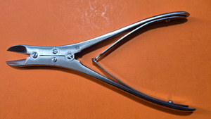 V.Mueller OS 4735 Orthopedic Ruskin Liston Cutting Forceps 7" Straight