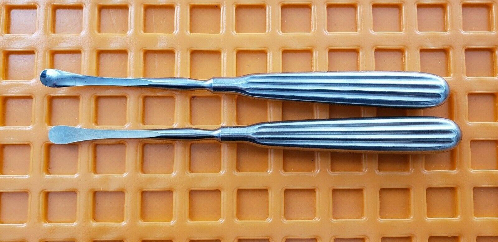 V.Mueller NL-1102, NL-1103 Surgical Adson Periosteal Elevators Set of 2