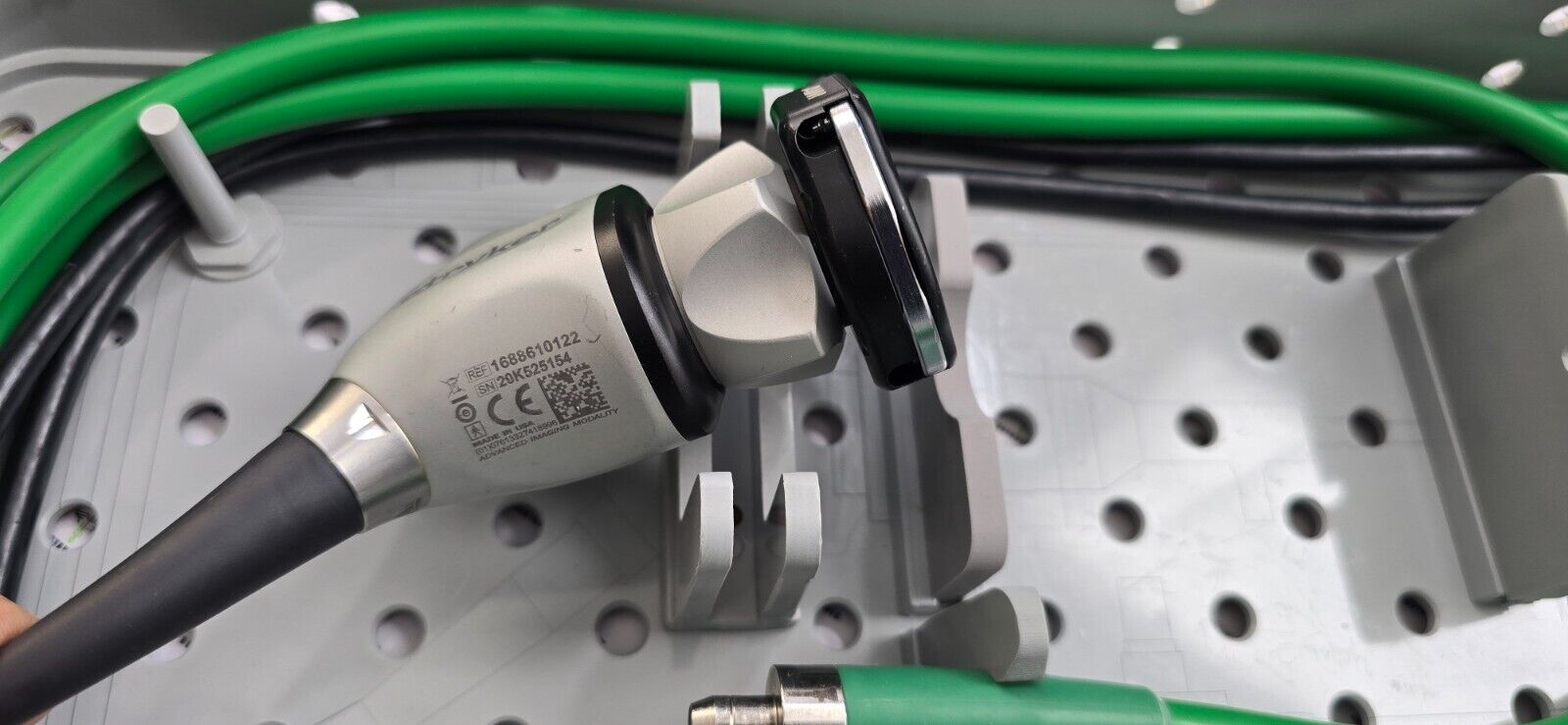 Stryker 1688 AIM 4K Camera Head & Coupler Green Fiber  Optic Cable with Tray