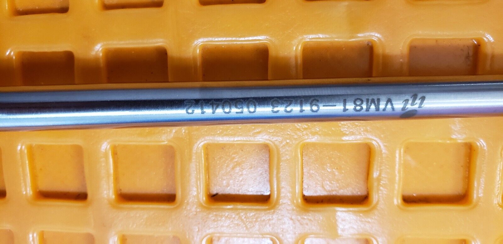 V.Mueller VM81-9123 Surgical Orthopedic Wallie-Heinig Curette 15" Size #3