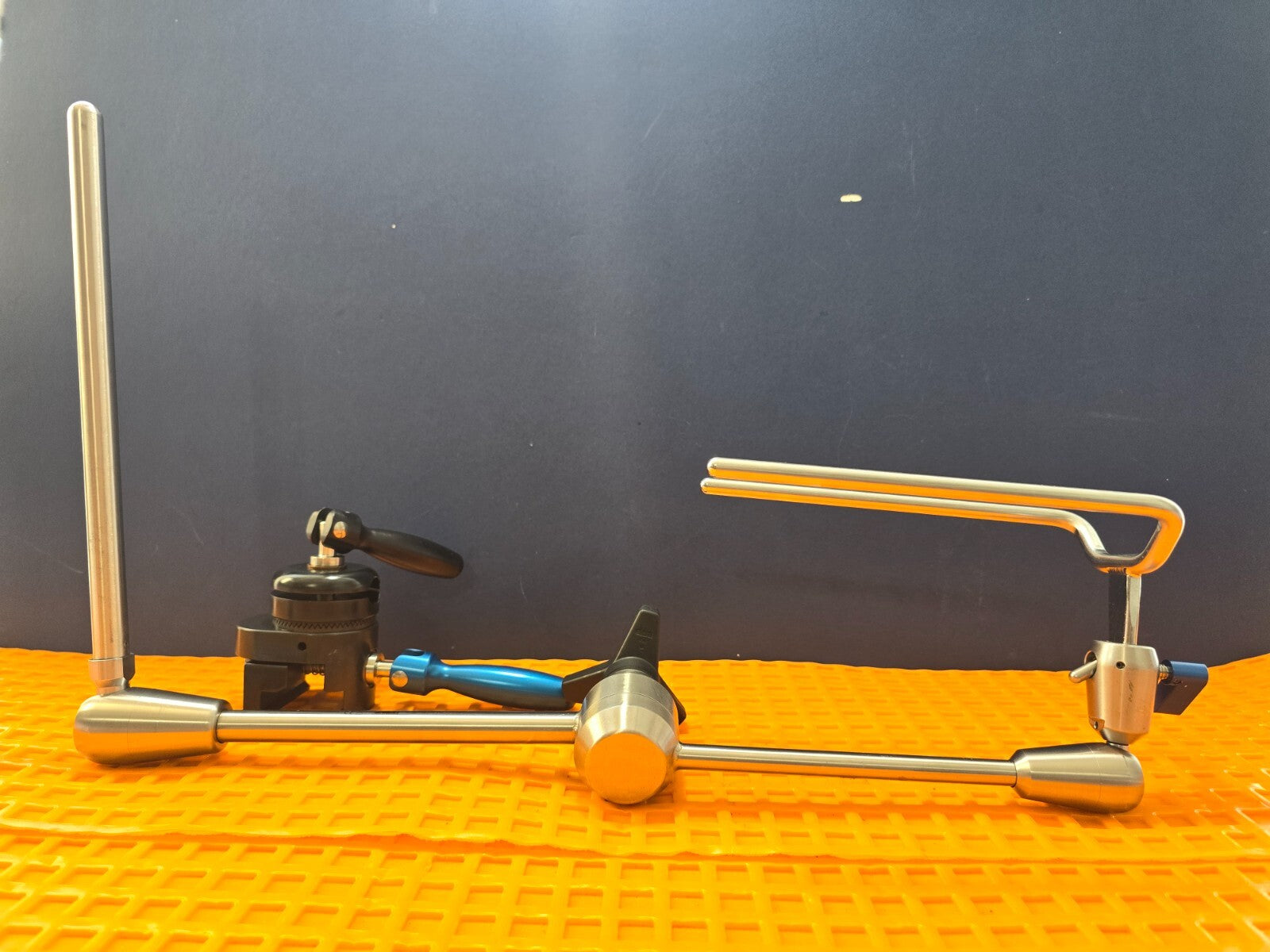 TSI Phantom ML Angled Table Mounted Arm Quick Connect with Automated Rail Clamp