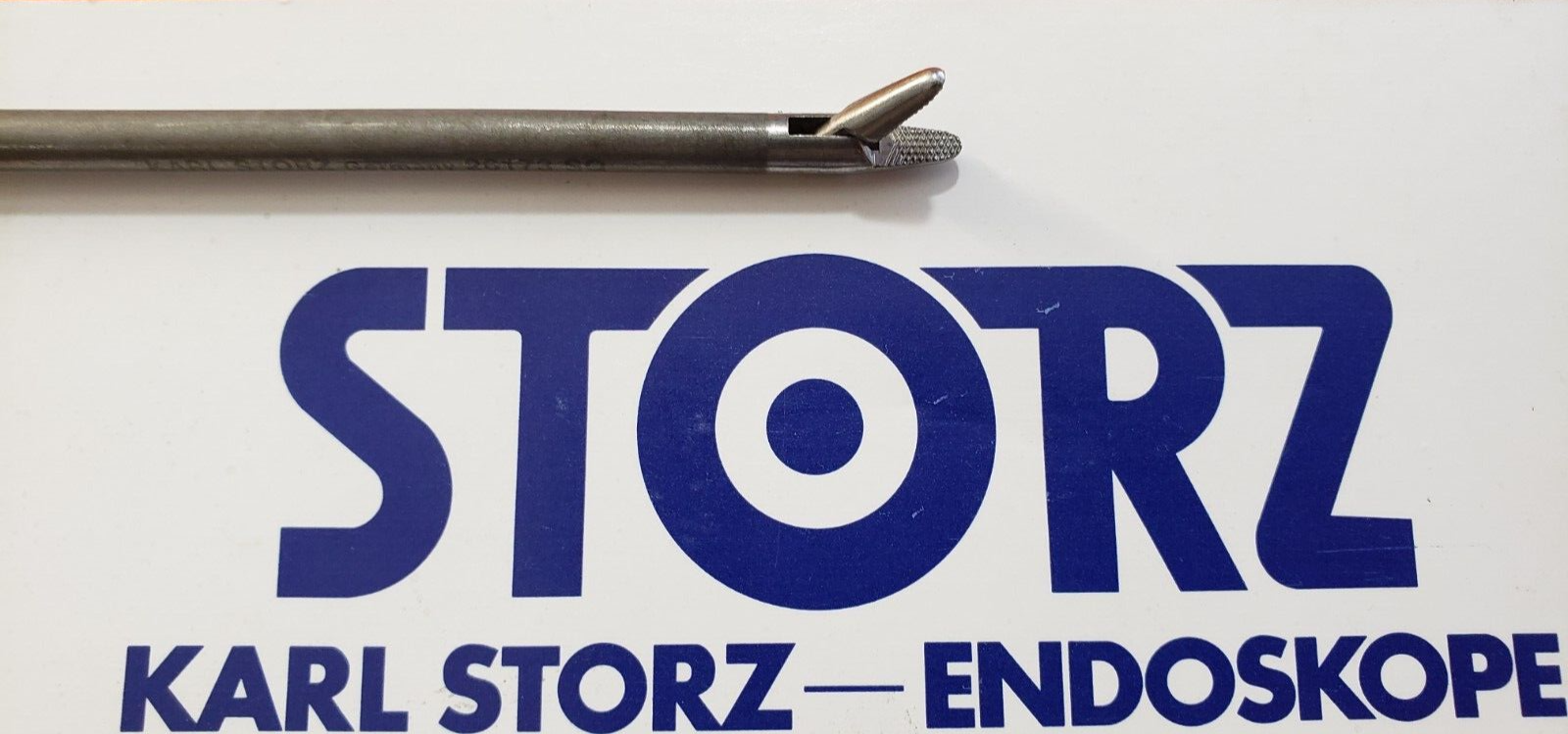 Karl Storz 26173SQ Micro Needle Driver 5mm x 33cm Axial Handle W-Ratchet