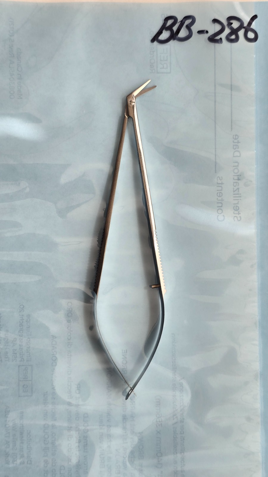V. Mueller Potts Scissors 60* Angled 5.5" Spring Handle  REF: CH8690