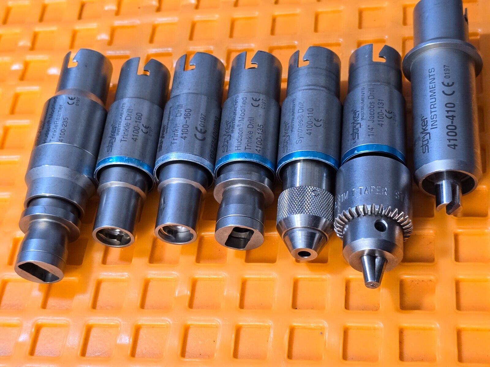 Stryker4100 Cordless Driver Set with 4212 Battery & Sterilization Box