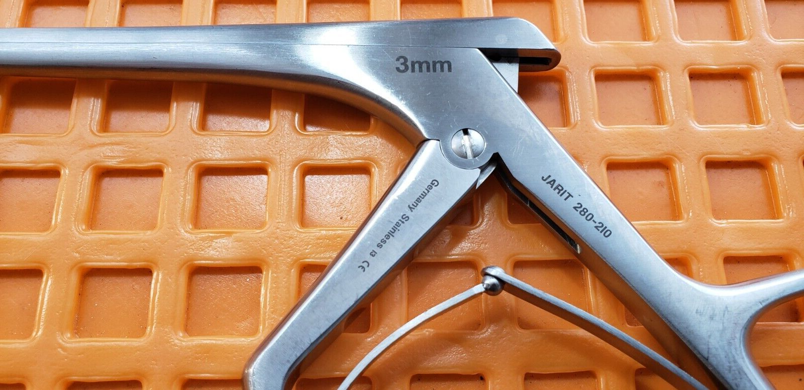 JARIT Orthopedic 280-210 Spurling Kerrison Rongeurs 90 Deg 3mm Up Bite 7" Shaft