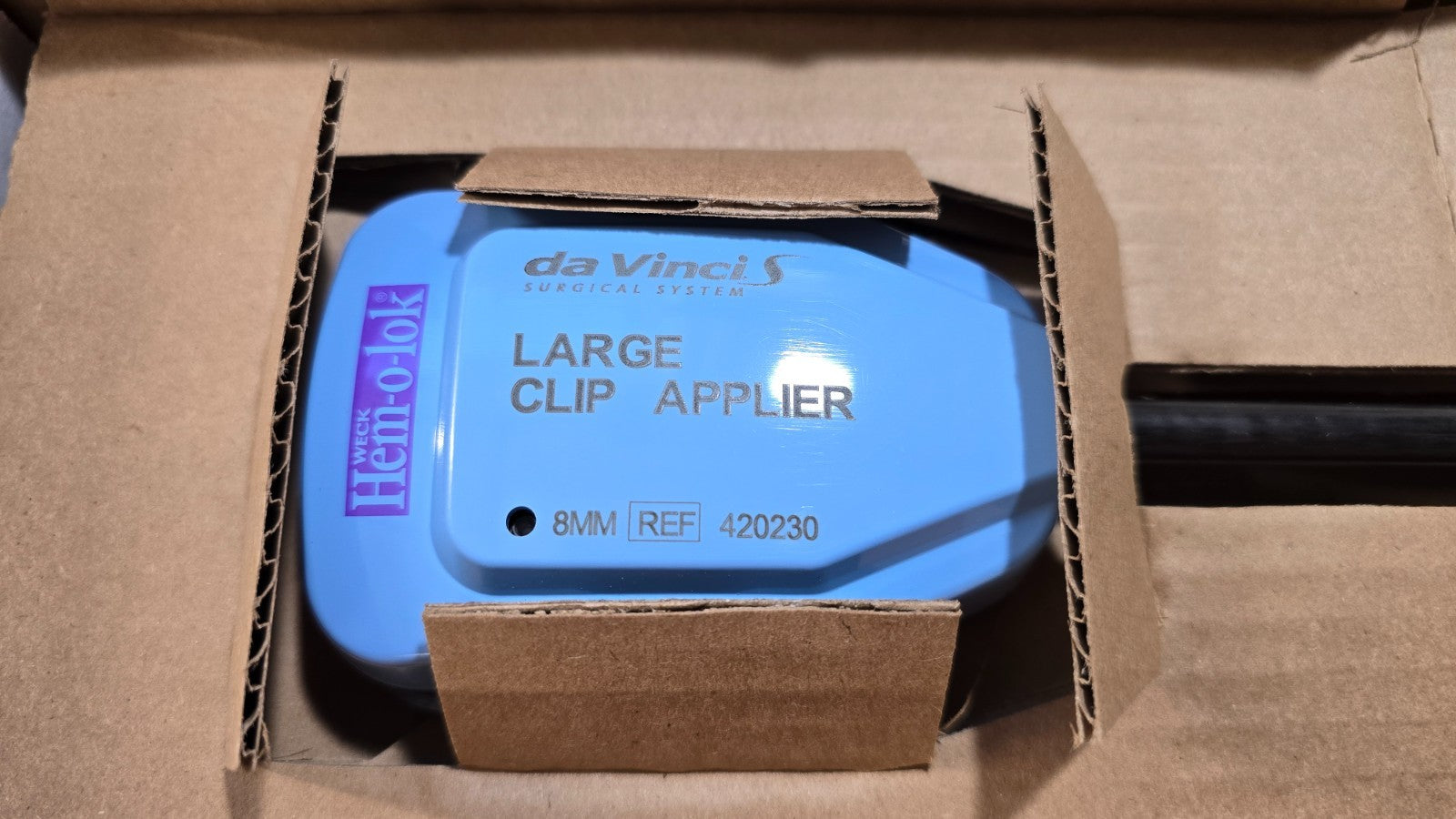 Intuitive Surgical  420230 Clip Applier Large 8mm