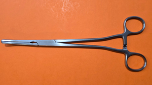 V. Mueller GL3600-002 Surgical Z-Hysterectomy Clamp Curved 8.5"