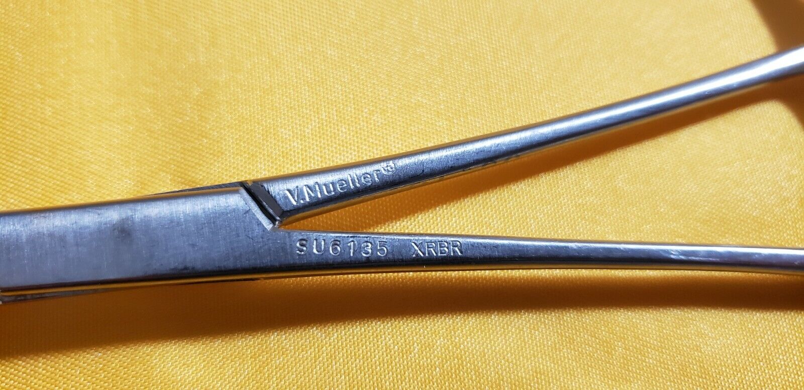 V. Mueller SU-6135 Surgical Glassman Intestinal Forceps 10" Curved