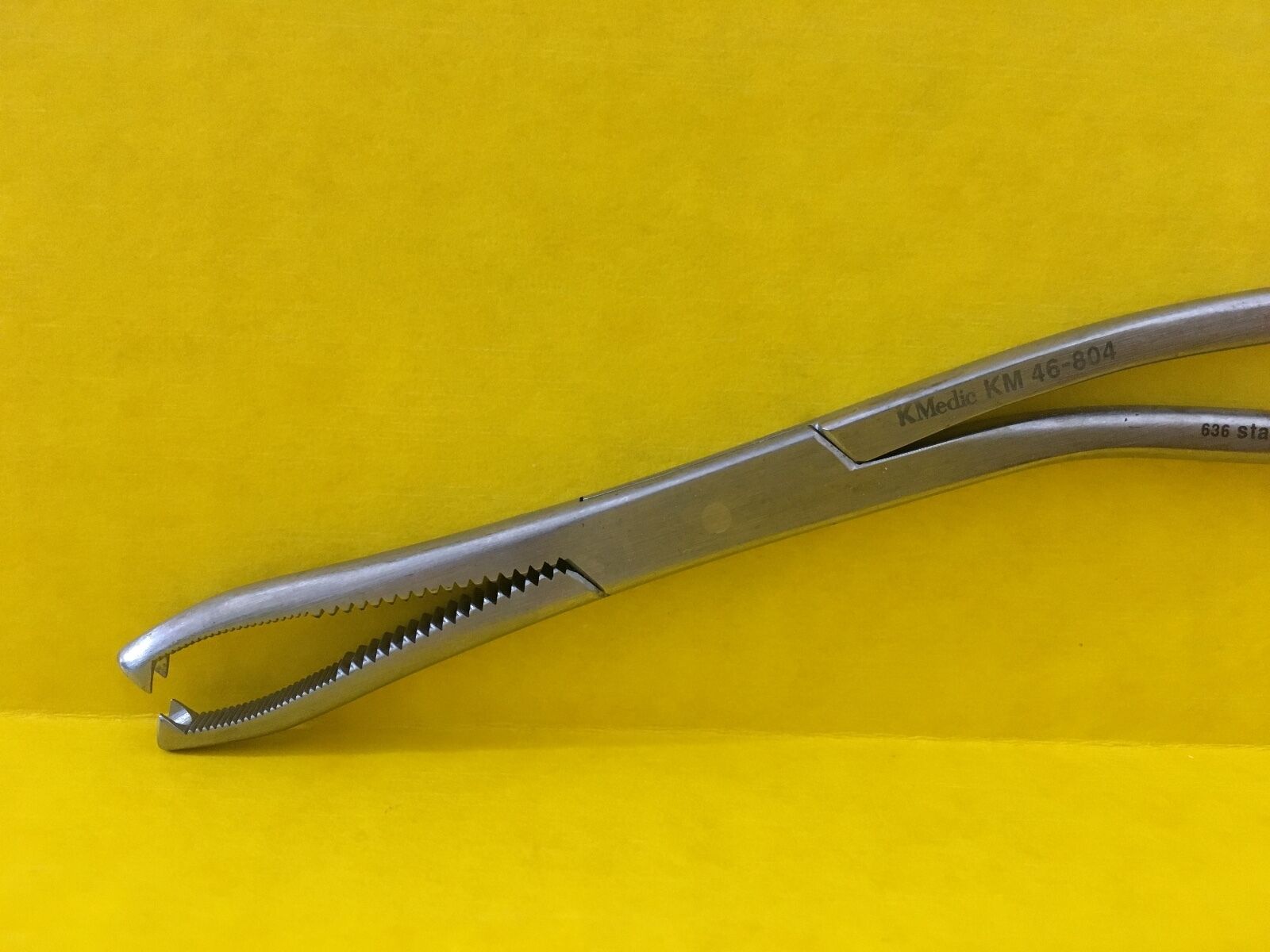 K-Medic Surgical Dingman Cartilage and Bone Clamp, 2x2 teeth REF: KM 46-804