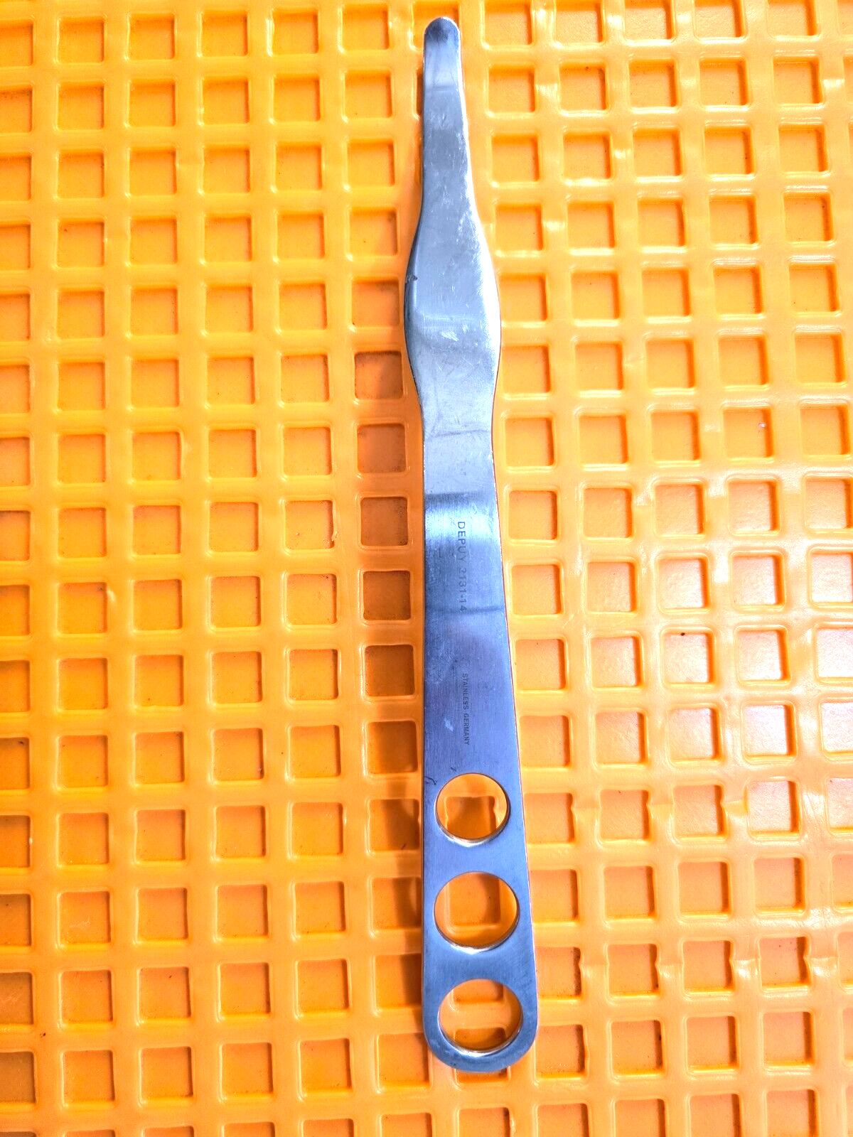 Depuy Mitek Surgical Orthopedic Hohmann Retractor with Blunt Tip.
