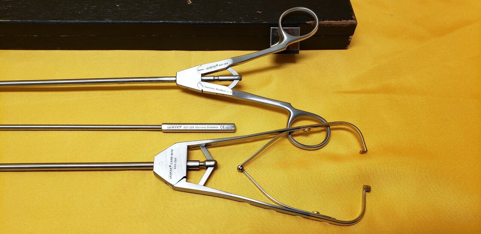 Jarit Surgical 600-250 Carb-Bite needle Holder,600-289 Knot Pusher,600-268 Grasp