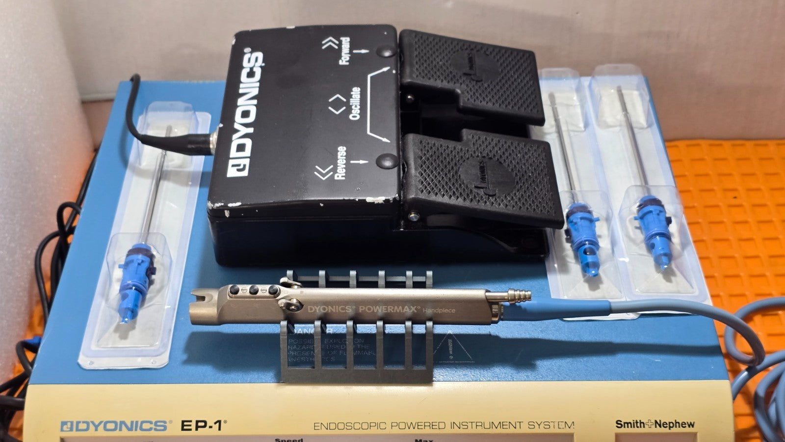 Dyonics Powermax Shaver Handpiece System. Dyonics EP1 Processor &Foot Switch