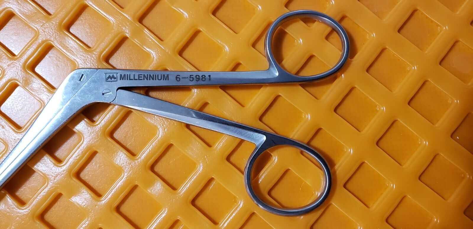 Millennium 6-5981 Surgical Orthopedic Cushing Rongeur 1.5mm x 10 mm 9" Up Angle