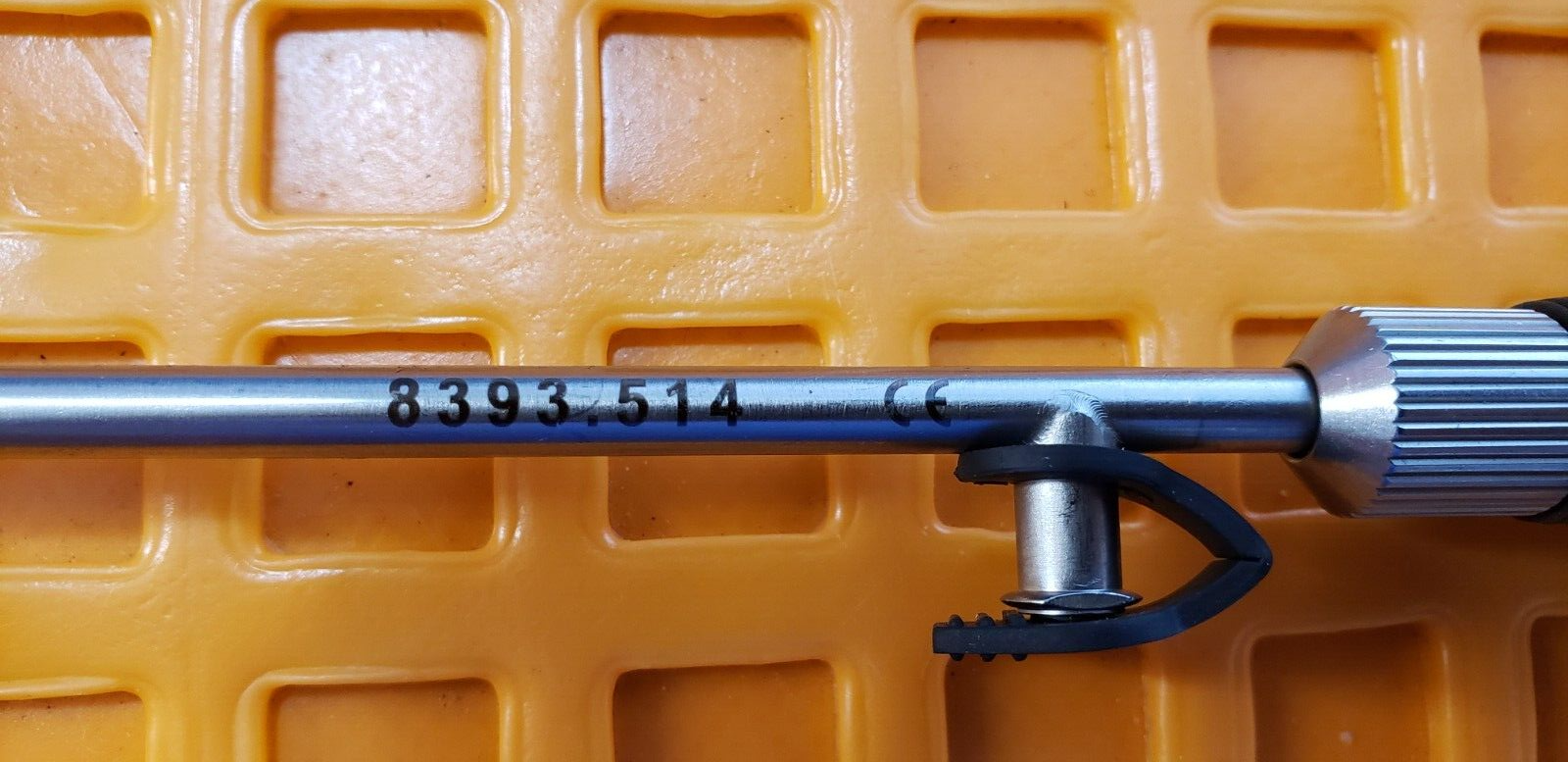R.Wolf 8393.514 Laparoscopic Needle Holder 5mmx34cm Carbide jaws Right Curved