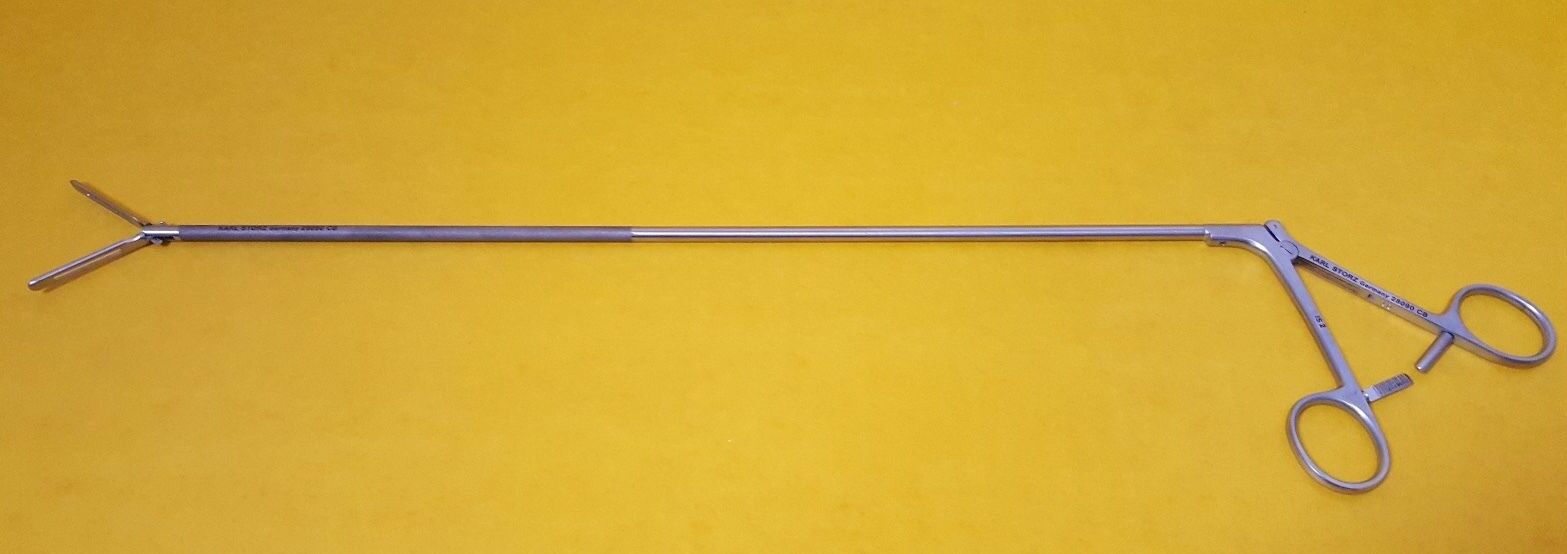 Storz Surgical Dorsey Bowel Grasping Forceps REF: 28090CB/IS2