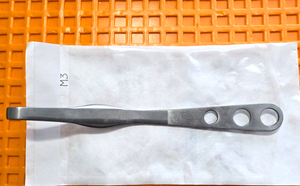 Synthes Surgical Orthopedic Hohmann Retractor 6"