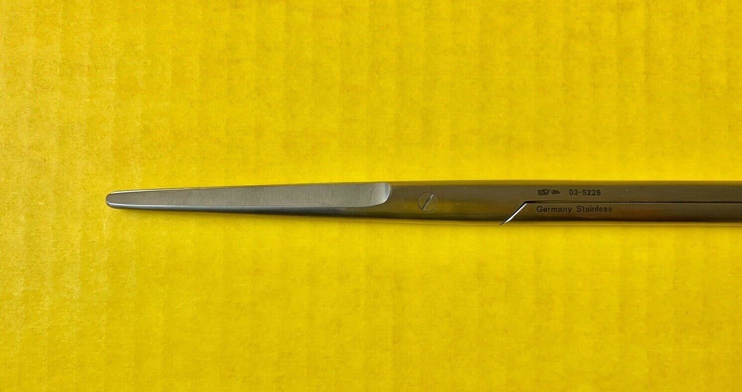 SSI Mayo-Harrington Dissecting Scissors, Straight, 11.5" REF: 03-5226