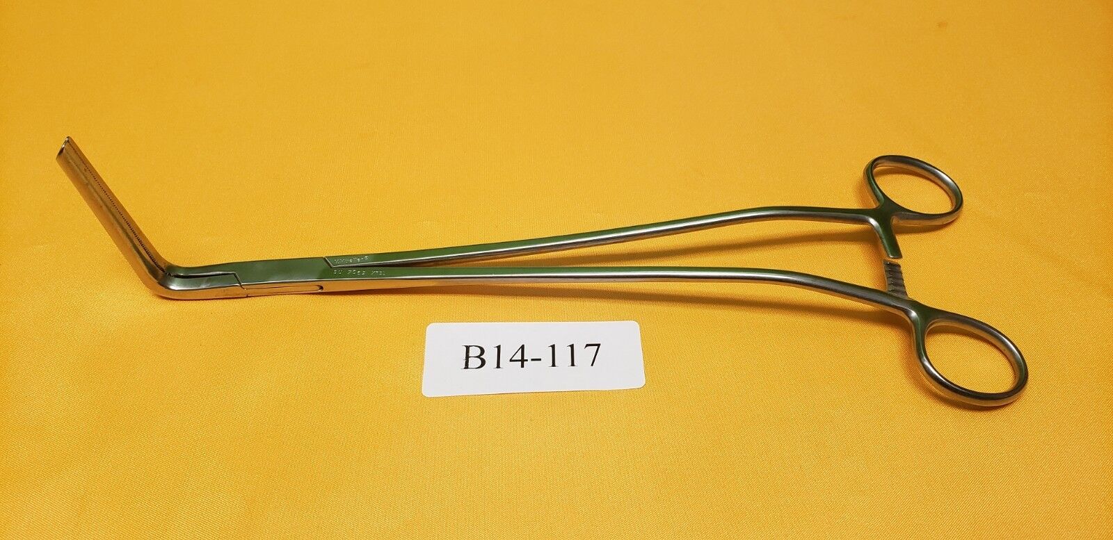V. Mueller Surgical Colon Forcep Right Angle 11" REF: SU 7062