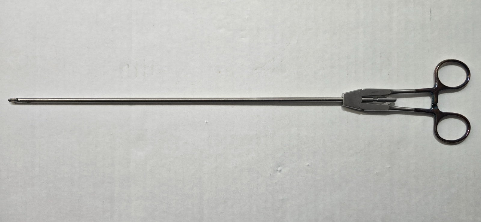 Jarit 600-253 Laparoscopic CARB-BITE Needle Holder 5mm x 33cm Germany