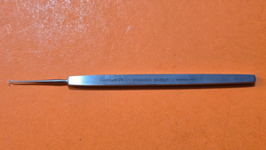 Codman 38-6525 Surgical Orthopedic Skin Hook 4.5" Sharp Single