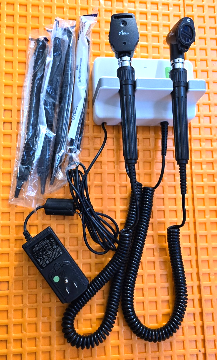 Amico Diagnostic Station with Otoscope & Opthalmoscope Set