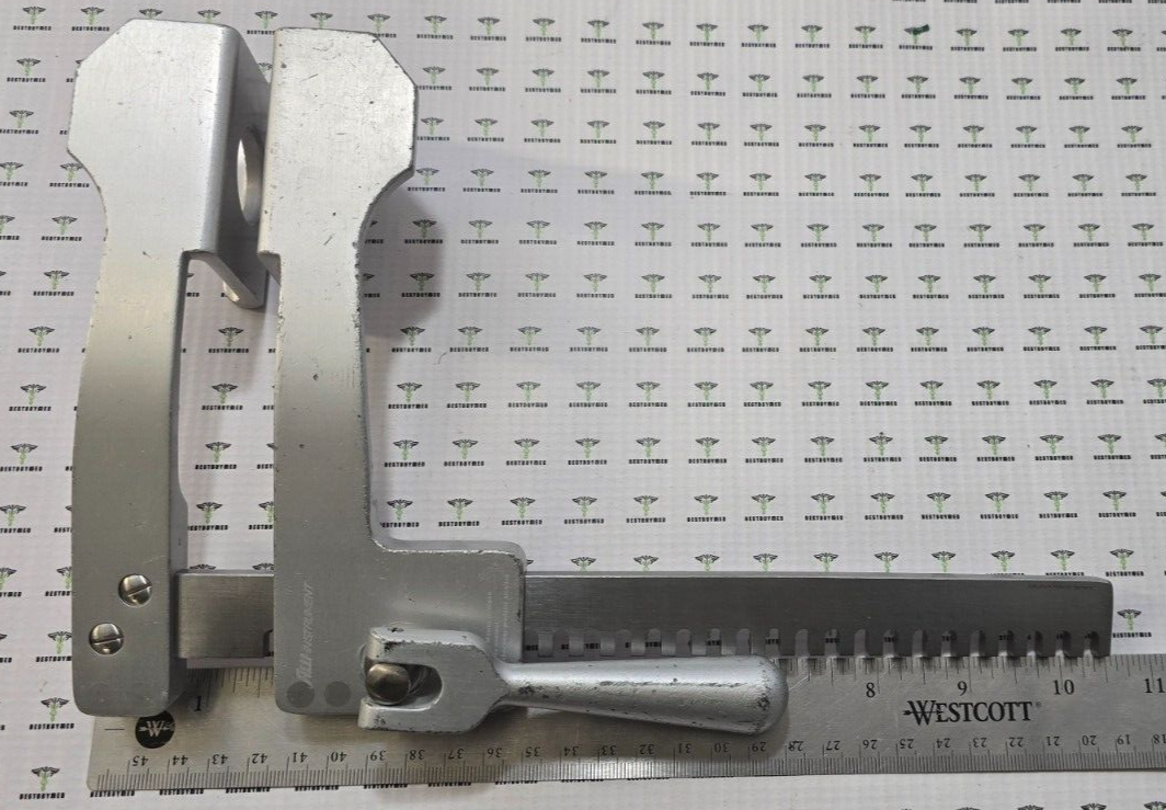 V.Mueller Surgical Finochietto Rib Spreader Retractor Adult 9.5" Spread