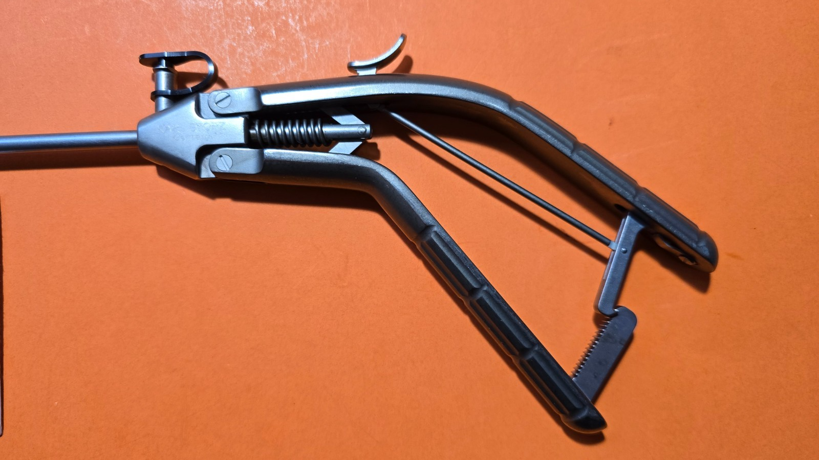 Karl Storz 26173KL  Laparoscopic Macro Needle Holder 5mmx33 cm with Lock