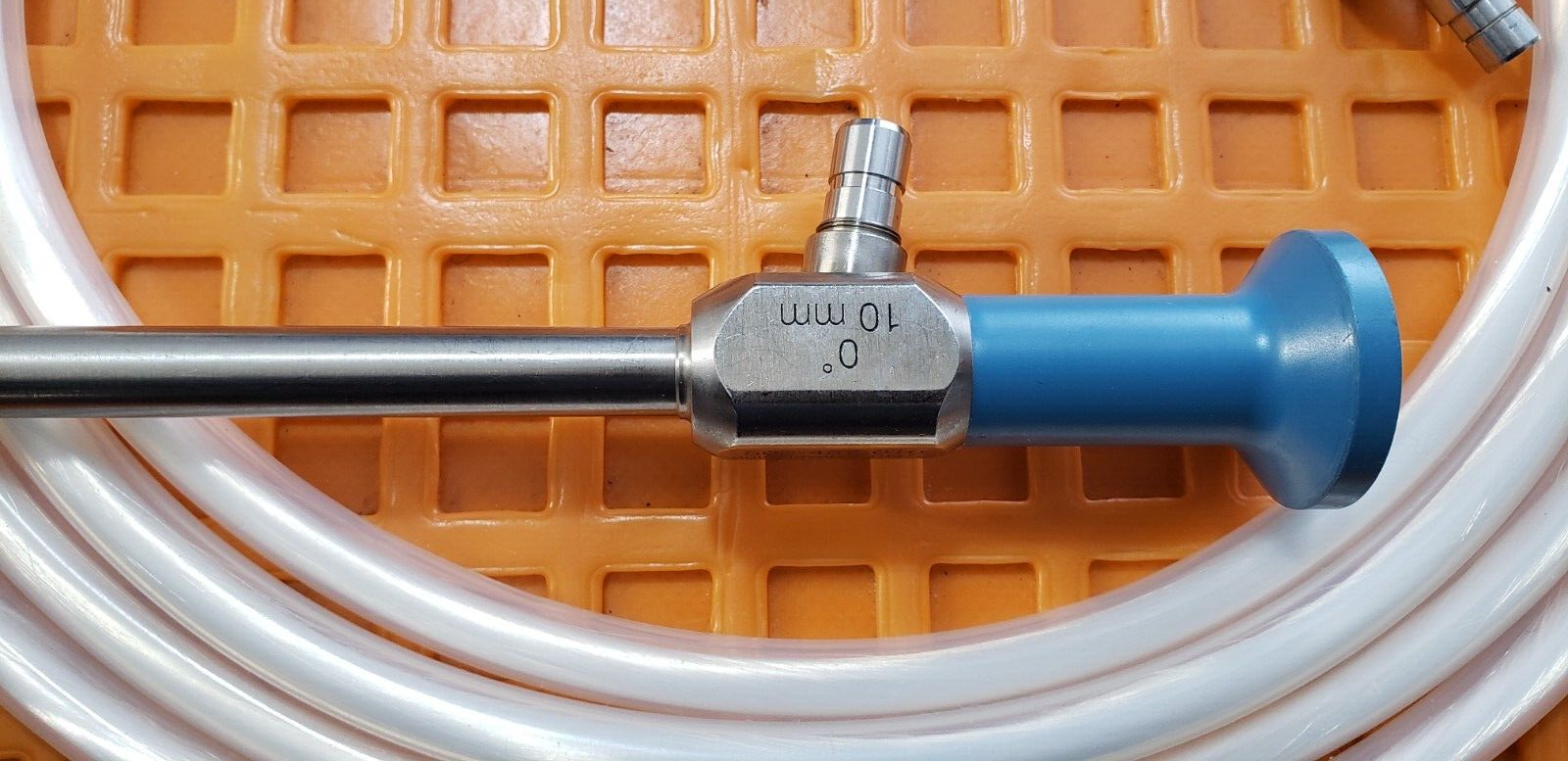 Stryker 502-457-010 Laparoscope 10mm x 0*  Autoclavable W- Fiberoptic Cable.