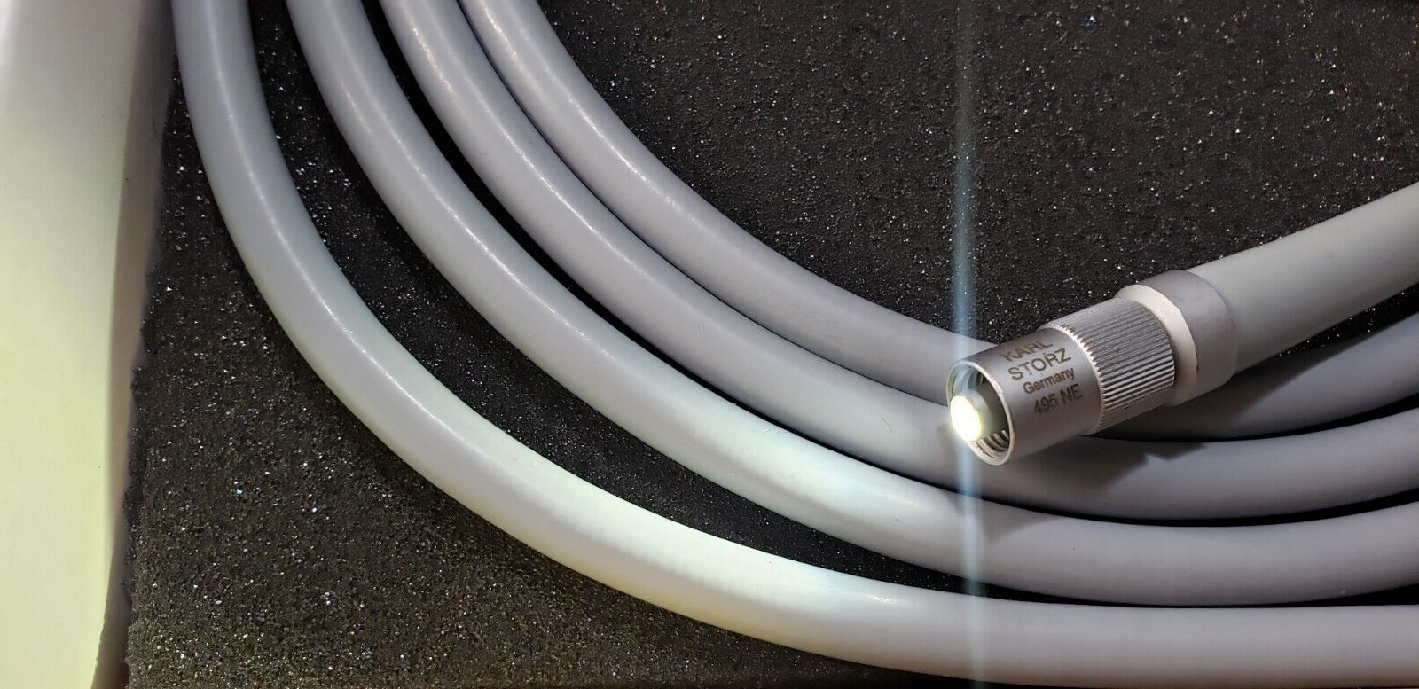 Karl Storz 495 NE Fiber Optic Cable 4.8mm x 300cm Autoclave (Germany)